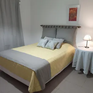 https://la-casita-de-mi-infancia.hotelsmendoza.com